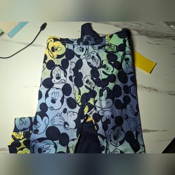 Baby Gap 2 Piece PJ Set Long Sleeve and Pant Brand New Mickey Mouse - Picture 5 of 16